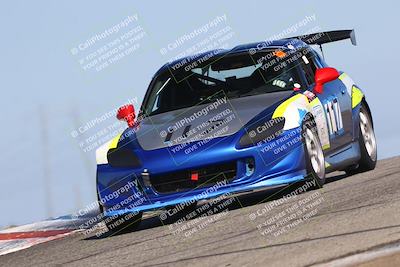 media/Oct-26-2025-CalClub SCCA (Sun) [[8ce1e69566]]/Group 2/Grapevine/